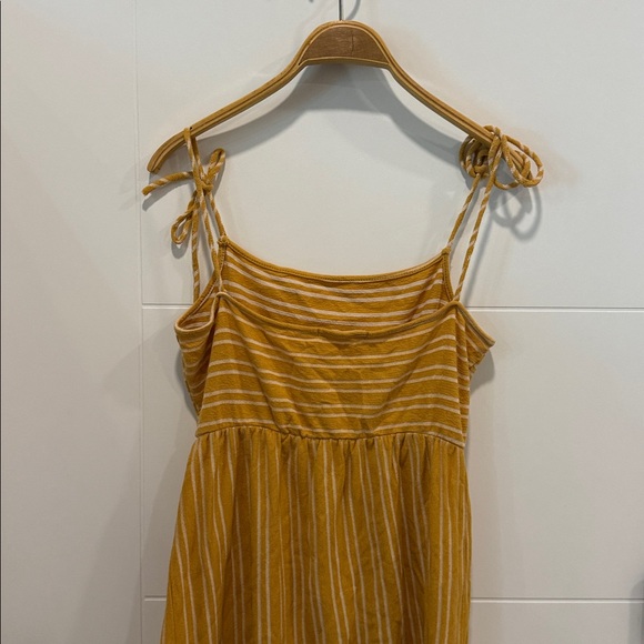 Caution To The Wind Mustard and Cream Striped Top size medium - Picture 7 of 8